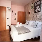 ホテル チネホリデイ 3*