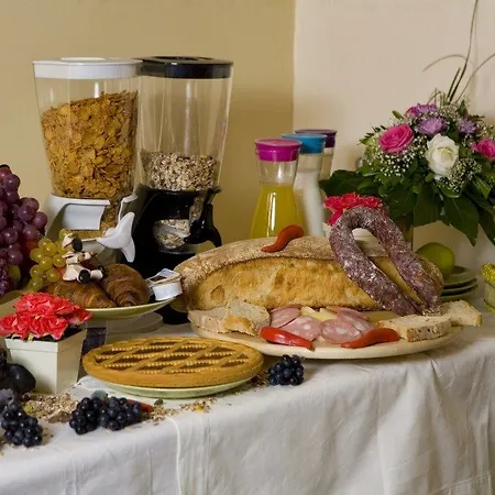 Cineholiday Hotel Naples