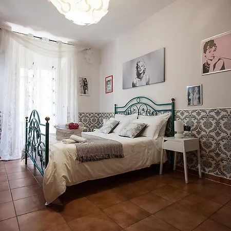 Hotel Cineholiday Naples