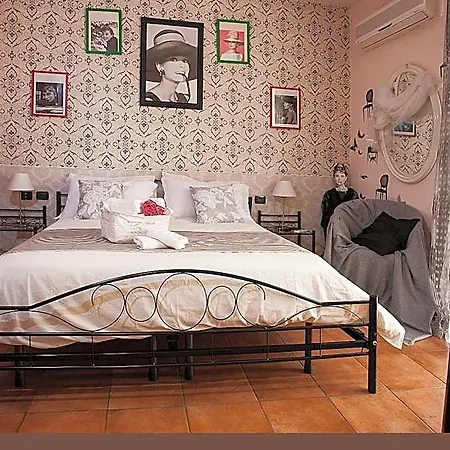 Cineholiday Hotel