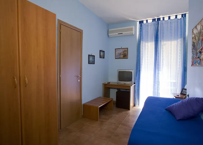 Cineholiday 3* Nápoles