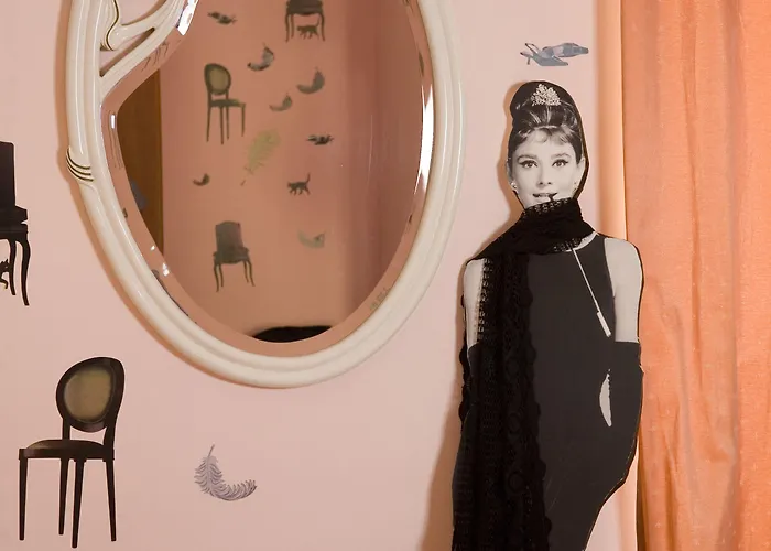 Cineholiday Hotel Nápoles