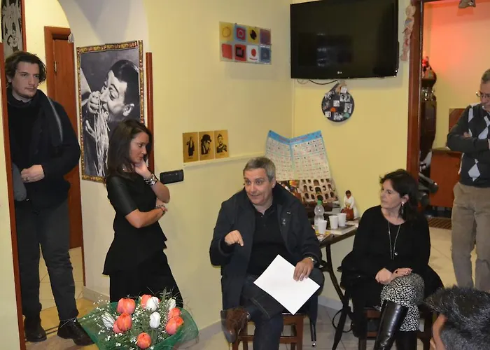 Hotel Cineholiday Nápoles