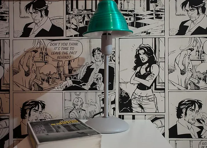 Cineholiday Hotel Nápoles