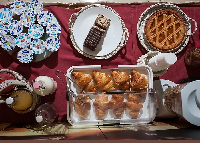 Hotel Cineholiday Nápoles