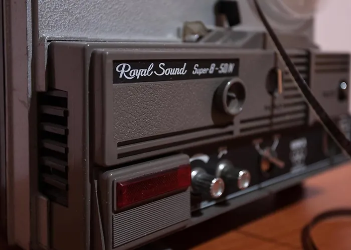 Cineholiday Hotel Nápoles