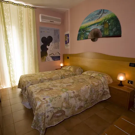 Cineholiday Hotell 3*