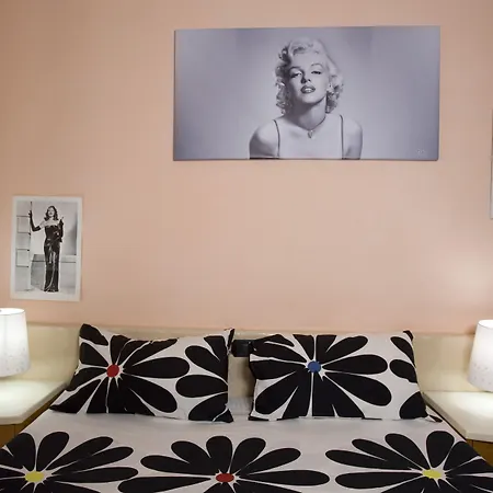 Cineholiday Hotell 3*