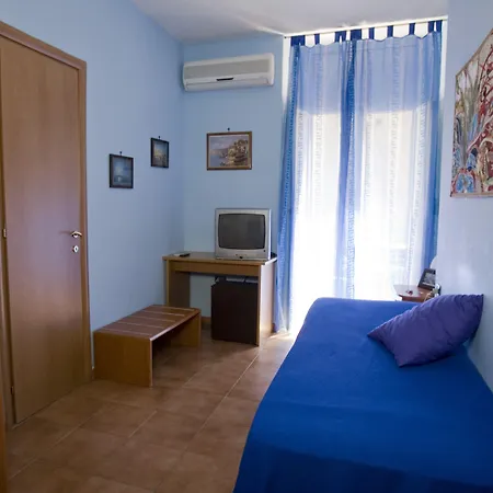 Cineholiday Hotell 3*