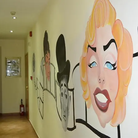 Hotel Cineholiday Naples
